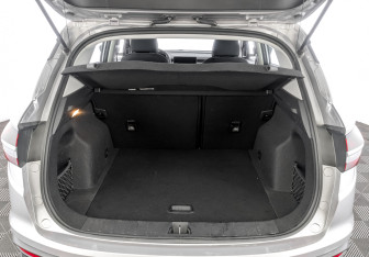 Подержанный автомобиль Geely Coolray 2023 года (10 фото)