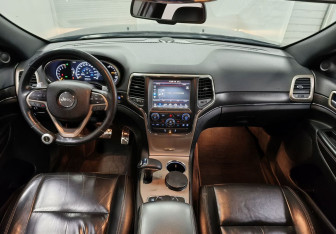 Подержанный автомобиль Jeep Grand Cherokee 2014 года (14 фото)