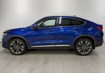 Подержанный автомобиль Geely Tugella 2021 года (8 фото)