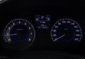 Подержанный автомобиль Hyundai Solaris Hatchback 2016 года (10 фото)