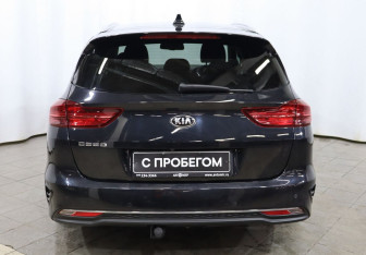 Подержанный автомобиль Kia Ceed Wagon 2019 года (5 фото)