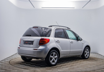 Подержанный автомобиль Suzuki SX4 Hatchback 2008 года (5 фото)