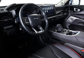 Подержанный автомобиль Haval H3 2024 года (16 фото)
