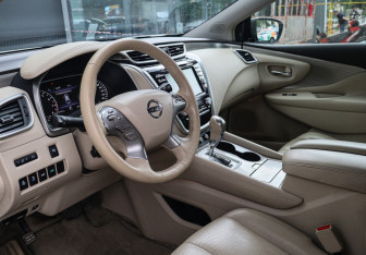 Подержанный автомобиль Nissan Murano Suv 2017 года (13 фото)