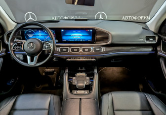 Подержанный автомобиль Mercedes-Benz GLE 2021 года (14 фото)