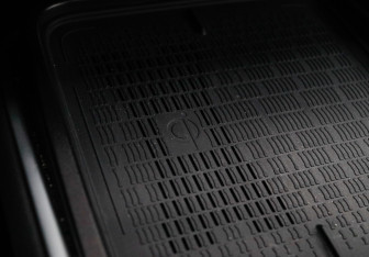 Подержанный автомобиль Haval H3 2024 года (19 фото)