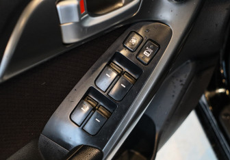 Подержанный автомобиль Kia Cerato Sedan 2010 года (13 фото)