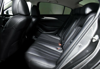 Подержанный автомобиль Mazda 6 Sedan 2018 года (13 фото)