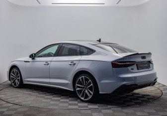 Подержанный автомобиль Audi A5 Liftback 2020 года (3 фото)