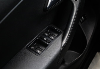 Подержанный автомобиль Volkswagen Polo Sedan 2019 года (13 фото)