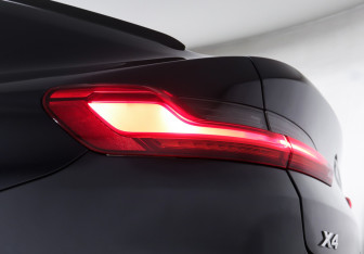 Подержанный автомобиль BMW X4 2019 года (27 фото)