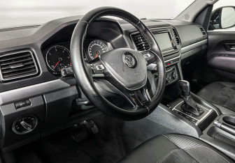 Подержанный автомобиль Volkswagen Amarok 2019 года (13 фото)