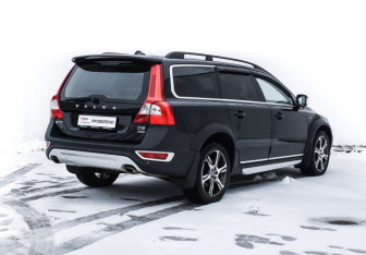 Подержанный автомобиль Volvo XC70 2012 года (4 фото)