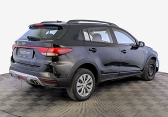 Подержанный автомобиль Kia Rio Hatchback 2021 года (5 фото)