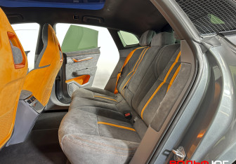 Подержанный автомобиль Zeekr 001 2023 года (10 фото)