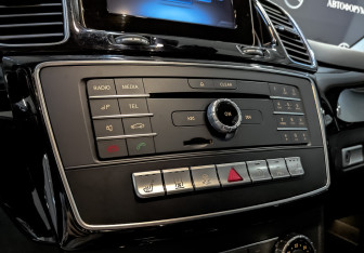 Подержанный автомобиль Mercedes-Benz GLE 2018 года (25 фото)