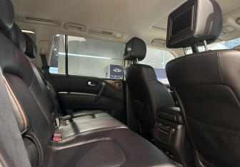 Подержанный автомобиль Nissan Patrol 2013 года (14 фото)