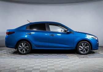 Подержанный автомобиль Kia Rio Sedan 2018 года (4 фото)