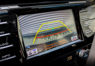 Подержанный автомобиль Toyota Camry Sedan 2018 года (28 фото)