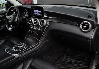 Подержанный автомобиль Mercedes-Benz GLC Coupe 2018 года (7 фото)