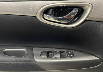 Подержанный автомобиль Nissan Sentra Sedan 2014 года (18 фото)