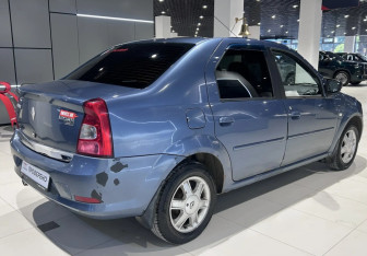 Подержанный автомобиль Renault Logan Sedan 2013 года (3 фото)