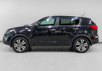 Подержанный автомобиль Kia Sportage 2011 года (8 фото)