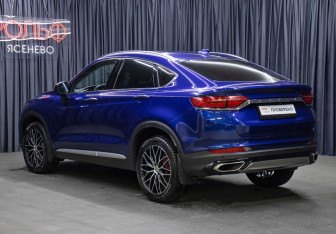 Подержанный автомобиль Geely Tugella 2022 года (7 фото)