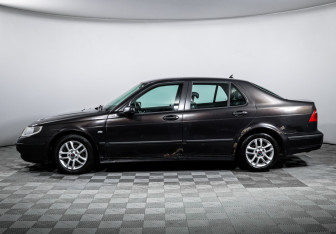 Подержанный автомобиль Saab 9-5 Sedan 2003 года (8 фото)