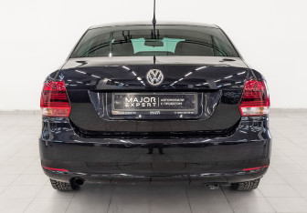 Подержанный автомобиль Volkswagen Polo Sedan 2016 года (6 фото)