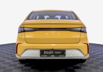 Подержанный автомобиль BAIC U5 Plus 2024 года (6 фото)