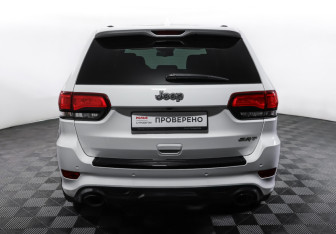 Подержанный автомобиль Jeep Grand Cherokee 2014 года (6 фото)