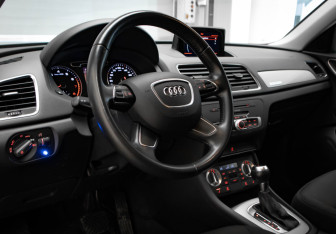 Подержанный автомобиль Audi Q3 2013 года (7 фото)