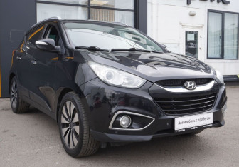 Подержанный автомобиль Hyundai ix35 2011 года (3 фото)