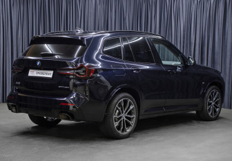 Подержанный автомобиль BMW X3 2024 года (5 фото)