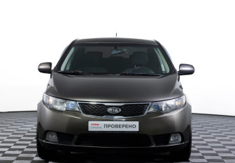 Подержанный автомобиль Kia Cerato Sedan 2011 года (2 фото)