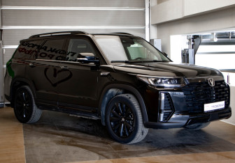 Подержанный автомобиль Changan CS95 2023 года (3 фото)