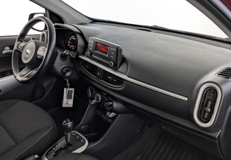 Подержанный автомобиль Kia Picanto 2018 года (13 фото)