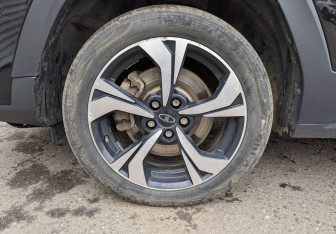 Подержанный автомобиль Москвич 3 2023 года (11 фото)