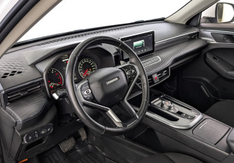 Подержанный автомобиль Haval Jolion 2023 года (15 фото)