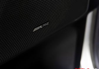 Подержанный автомобиль Land Rover Freelander 2010 года (14 фото)