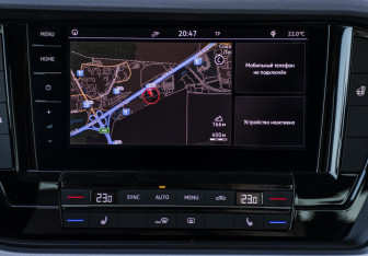 Подержанный автомобиль Volkswagen Touareg 2020 года (16 фото)