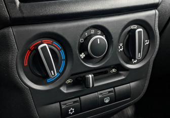 Подержанный автомобиль LADA (ВАЗ) Granta Sedan 2023 года (21 фото)