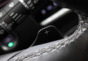 Подержанный автомобиль Cadillac Escalade Suv 2022 года (19 фото)