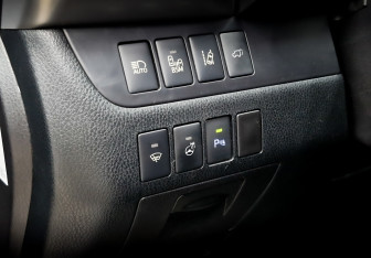 Подержанный автомобиль Toyota Highlander 2014 года (25 фото)