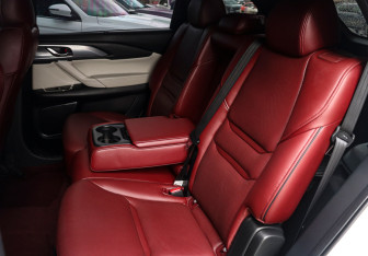 Подержанный автомобиль Mazda CX-9 2021 года (12 фото)