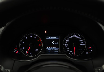 Подержанный автомобиль Audi Q5 2012 года (17 фото)
