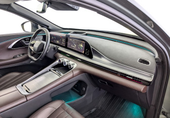 Подержанный автомобиль Exeed TXL 2023 года (11 фото)