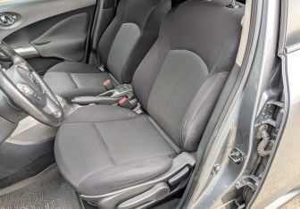Подержанный автомобиль Nissan Juke 2012 года (19 фото)
