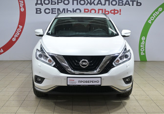 Подержанный автомобиль Nissan Murano Suv 2021 года (2 фото)